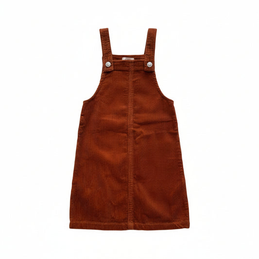 Velveta kleita, Only